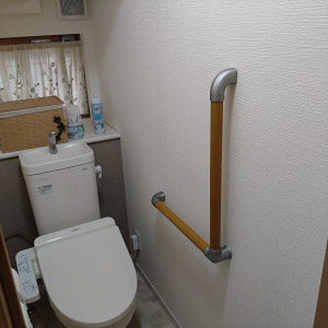 トイレＬ型手すり